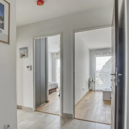 아파트 2 Bedroom In